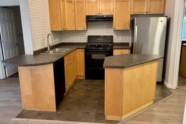 #103 10346 117 St Nw, Edmonton, AB T5K2Y7 Photo 5