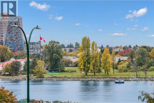 103 1311 Beach Avenue, Vancouver, BC V6E1V6 Photo 4