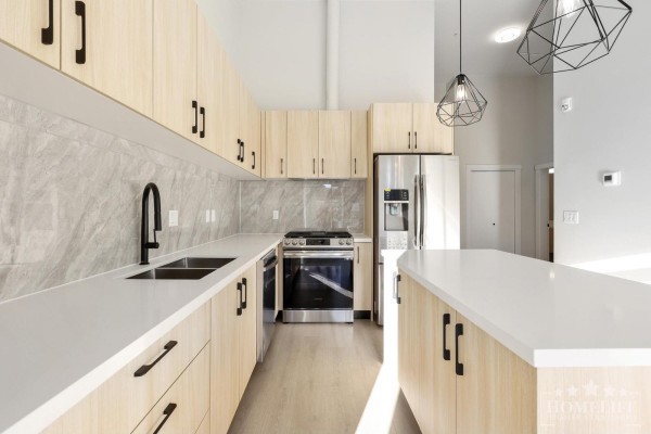 103 14858 60 Avenue, Surrey, BC, photo 2
