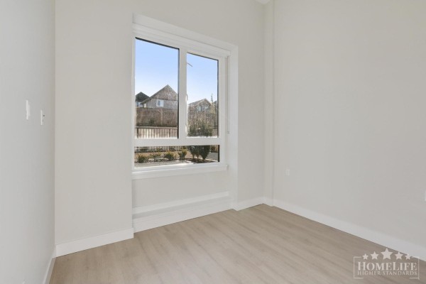 103 14858 60 Avenue, Surrey, BC V3S0B5 Photo 5