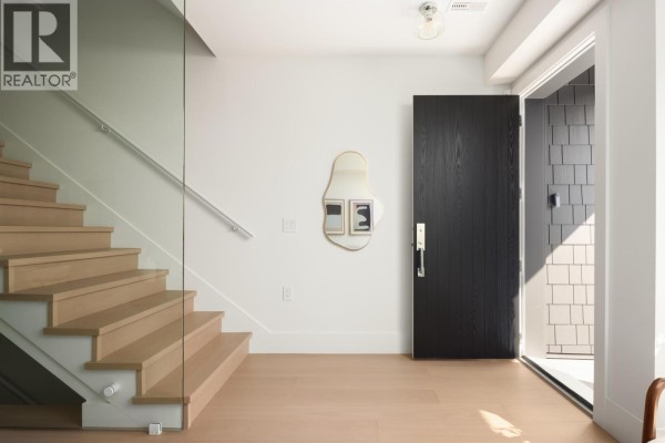 103 1837 E Georgia Street, Vancouver, BC V5L2B5 Photo 3