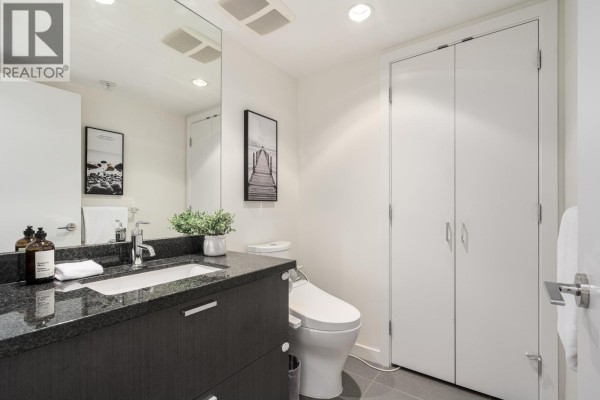 103 2232 Douglas Road, Burnaby, BC V5C0G9 Photo 5