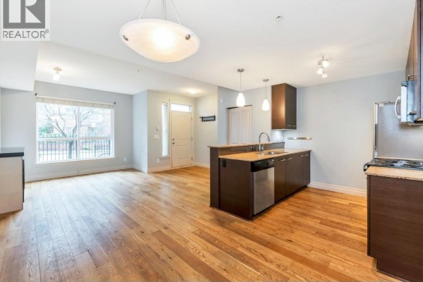 103 2343 Atkins Avenue, Port Coquitlam, BC V3C1Y7 Photo 2