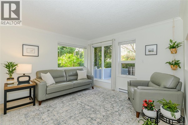 Laundry room - 103 3180 Albina St, Saanich, BC V9A1Z5 Photo 4
