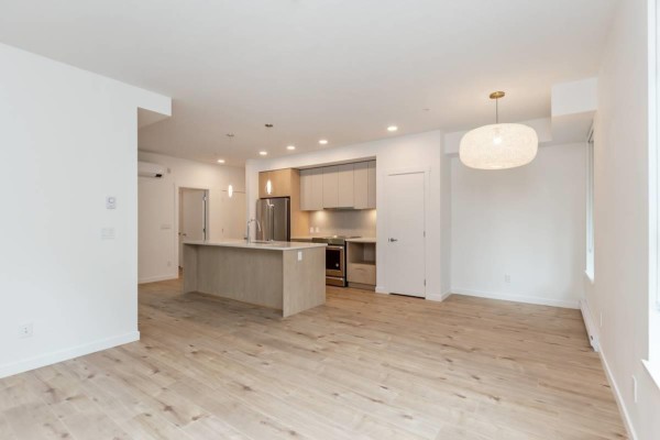 103 3182 Gladwin Rd, Abbotsford, BC V2T0K8 Photo 5