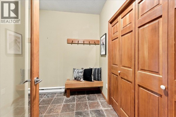 103 3300 Ptarmigan Place, Whistler, BC V8E0V5 Photo 3