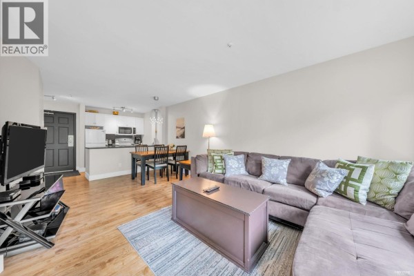 103 4800 Spearhead Drive, Whistler, BC V8E1G1 Photo 4