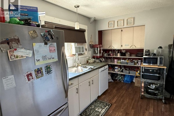 Other - 103 4th Avenue Se, Weyburn, SK S4H1X7 Photo 3