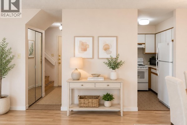 103 5025 Sanders Street, Burnaby, BC V5H1S8 Photo 5