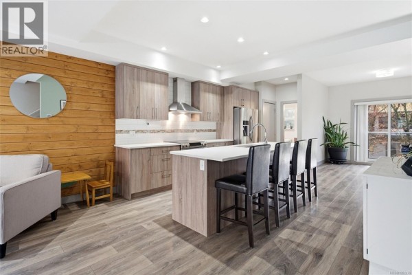 Entrance - 103 687 Strandlund Ave, Langford, BC V9B3G2 Photo 2