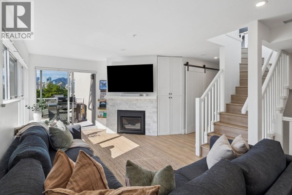 103 933 W 8th Avenue, Vancouver