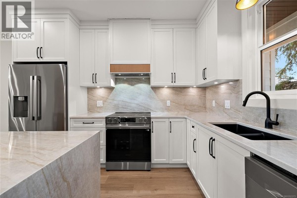 Kitchen - 103 954 Preston Way, Langford, BC V9B3B9 Photo 5
