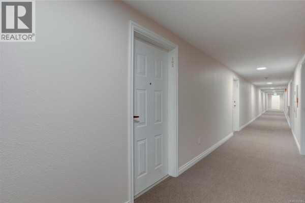 Living room - 103 9942 Daniel St, Chemainus, BC V0R1K1 Photo 4