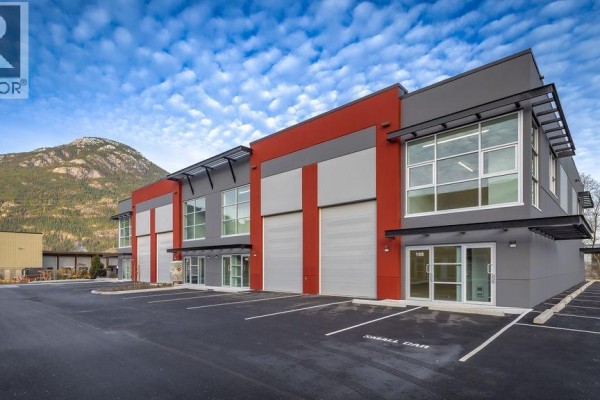 103 A 38926 Mid Way, Squamish, BC, photo 2