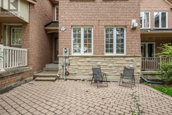 Laundry room - 103 America Avenue, Vaughan, ON L6A2X8 Photo 3
