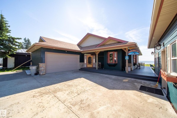 Primary Bedroom - 103 Argentia Beach, Rural Wetaskiwin County, AB T0C2C0 Photo 4