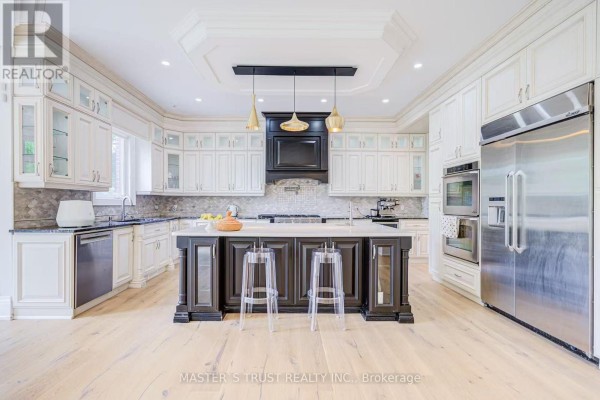 Kitchen - 103 Burndale Avenue, Toronto, ON M2N1S8 Photo 5
