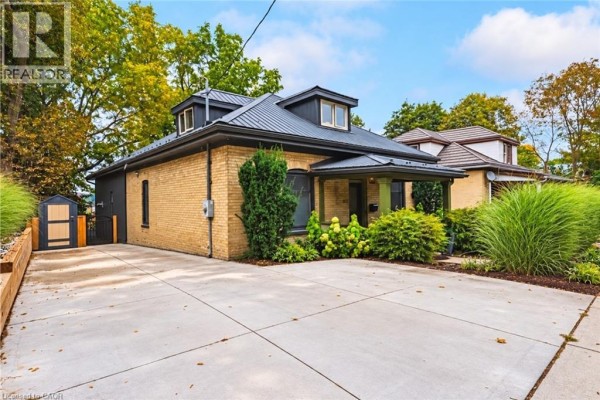 Residential for sale at 103 Courtney Street, Cambridge, ON - MLS® iOlAju