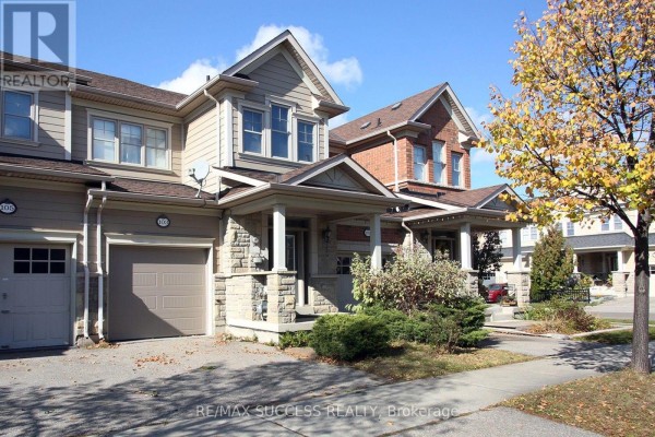 Great room - 103 Donovan Heights, Milton, ON L9T0R4 Photo 2