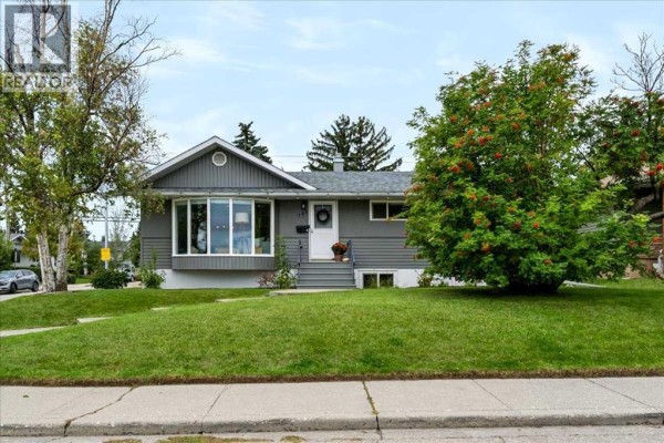 103 Grafton Drive Sw, Calgary