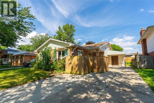 103 Hanna Crescent, Sarnia, ON, photo 2