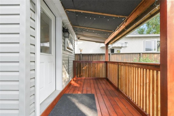 103 Lansdowne Avenue, Winnipeg, MB R2W3W3 Photo 5