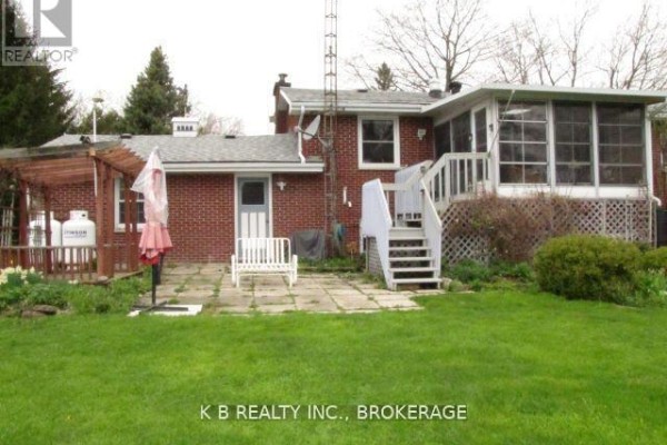 Dining room - 103 Park Drive, Greater Napanee, ON K0H1G0 Photo 2