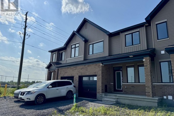 103 Ryan Reynolds Way, Ottawa, ON K4A5T4 Photo 2