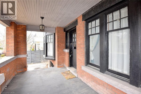 103 Sherman Avenue S, Hamilton, ON, photo 3