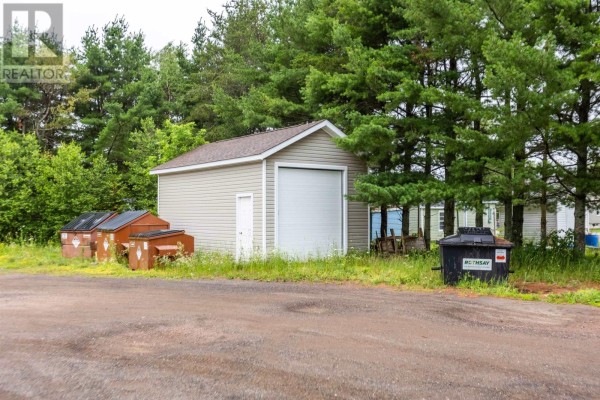 103 South Albion Street, Amherst, NS B4H2X2 Photo 4