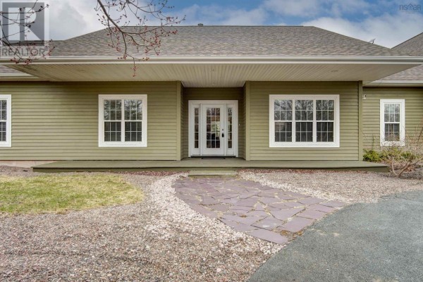Kitchen - 103 Sussex Drive, Stillwater Lake, NS B3Z4J2 Photo 2