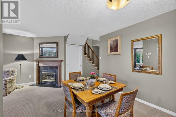 Dining room - 103 Tall Oak Private, Ottawa, ON K1G6T3 Photo 5