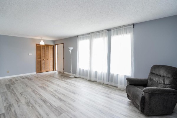 Bedroom - 103 Thunder Bay, Winnipeg, MB R2M4S2 Photo 5