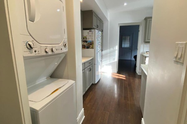 103 Victoria Avenue S, Hamilton, ON, photo 2