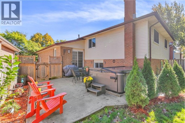 Family room - 103 Westview Crescent, Kitchener, ON N2N2X8 Photo 5
