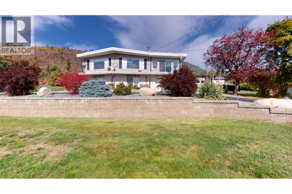 Bedroom - 1030 Monrose Road, Creston, BC V0B2N2 Photo 4