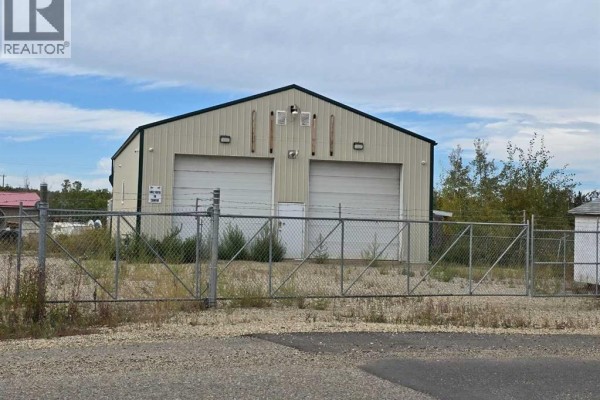10302 77 Street, Peace River, AB T8S1R2 Photo 2