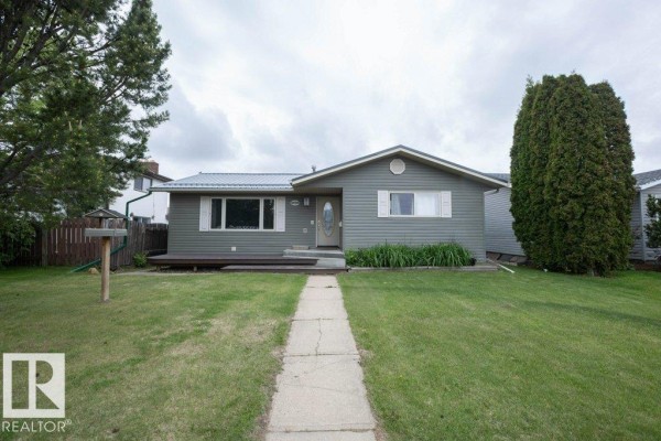 Dining room - 10308 110 Av, Westlock, AB T7P1G2 Photo 2