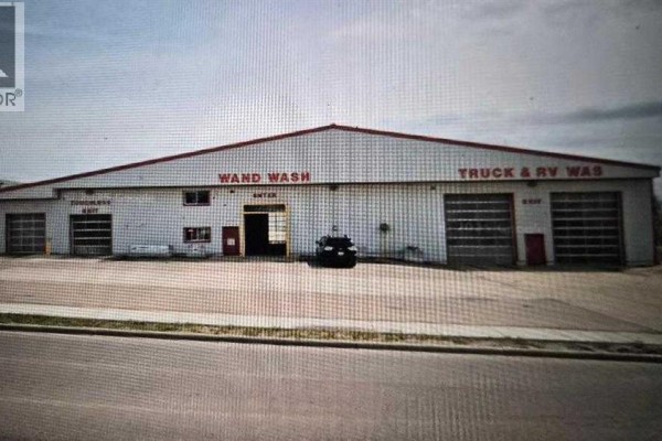10315 101 Avenue, Lac La Biche, AB, photo 2