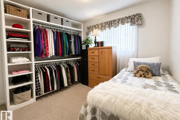 Bedroom 2 - 10315 44 St Nw, Edmonton, AB T6A1V6 Photo 5