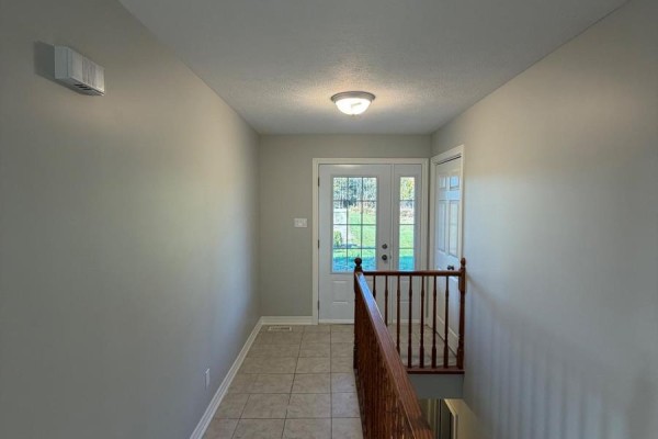 Living room - 1032 Hutchinson Road, Haldimand, ON N0A1K0 Photo 2