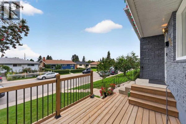Breakfast - 1032 Mayland Drive Ne, Calgary, AB T2E6C6 Photo 2