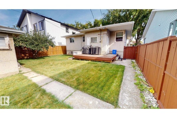 Dining room - 10328 77 St Nw, Edmonton, AB T6A3C3 Photo 2