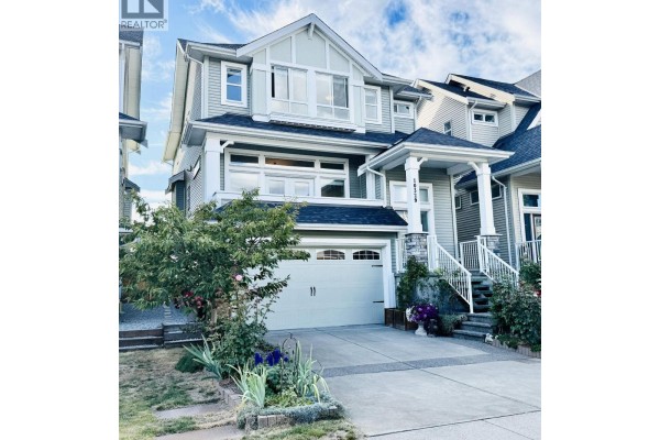 10329 238a Street, Maple Ridge, BC V2W1G3 Photo 2