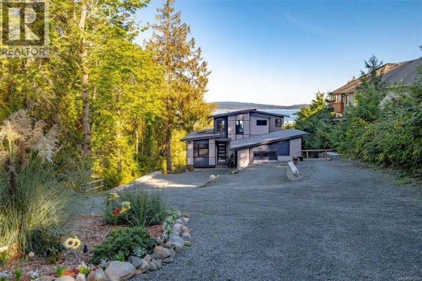 10333 Chemainus Rd, Saltair, BC, photo 3