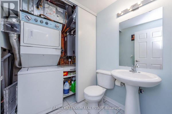 Primary Bedroom - 1034 - 3045 Finch Avenue W, Toronto, ON M9M0A5 Photo 4