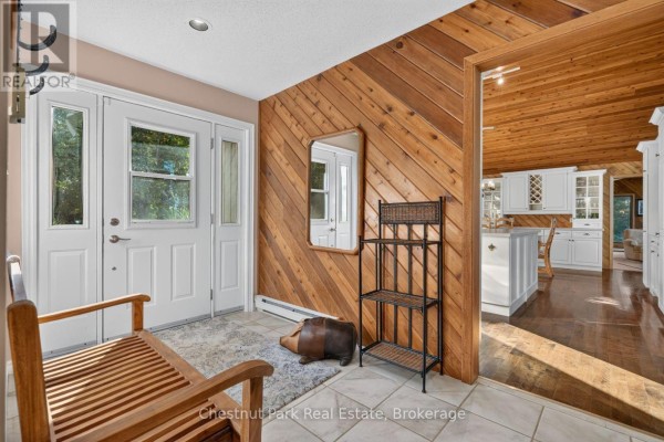 1034 Degrassi Cove Place, Innisfil, ON L0L1W0 Photo 5