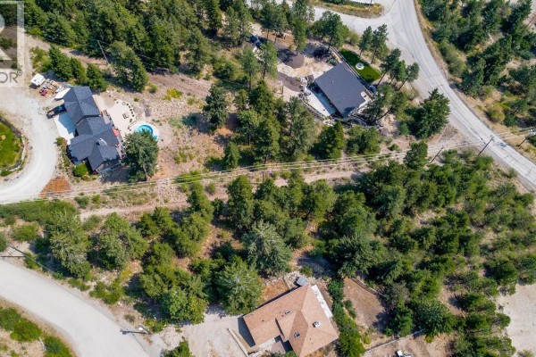 10345 Columbia Way, Vernon, BC V1H2B5 Photo 5