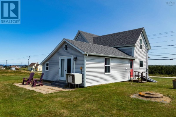 Eat in kitchen - 10345 Highway 1, Saulnierville, NS B0W2Z0 Photo 3