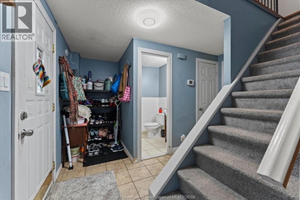 Kitchen - 10358 Shenandoah, Windsor, ON N8R1B5 Photo 4